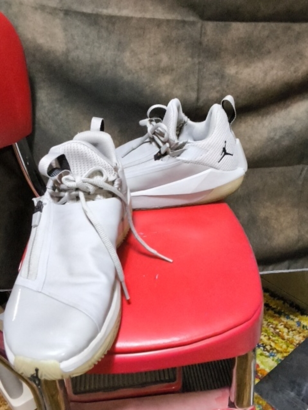 P5.  Nike Air Jordan Jumpman Hustle Basketball Shoes